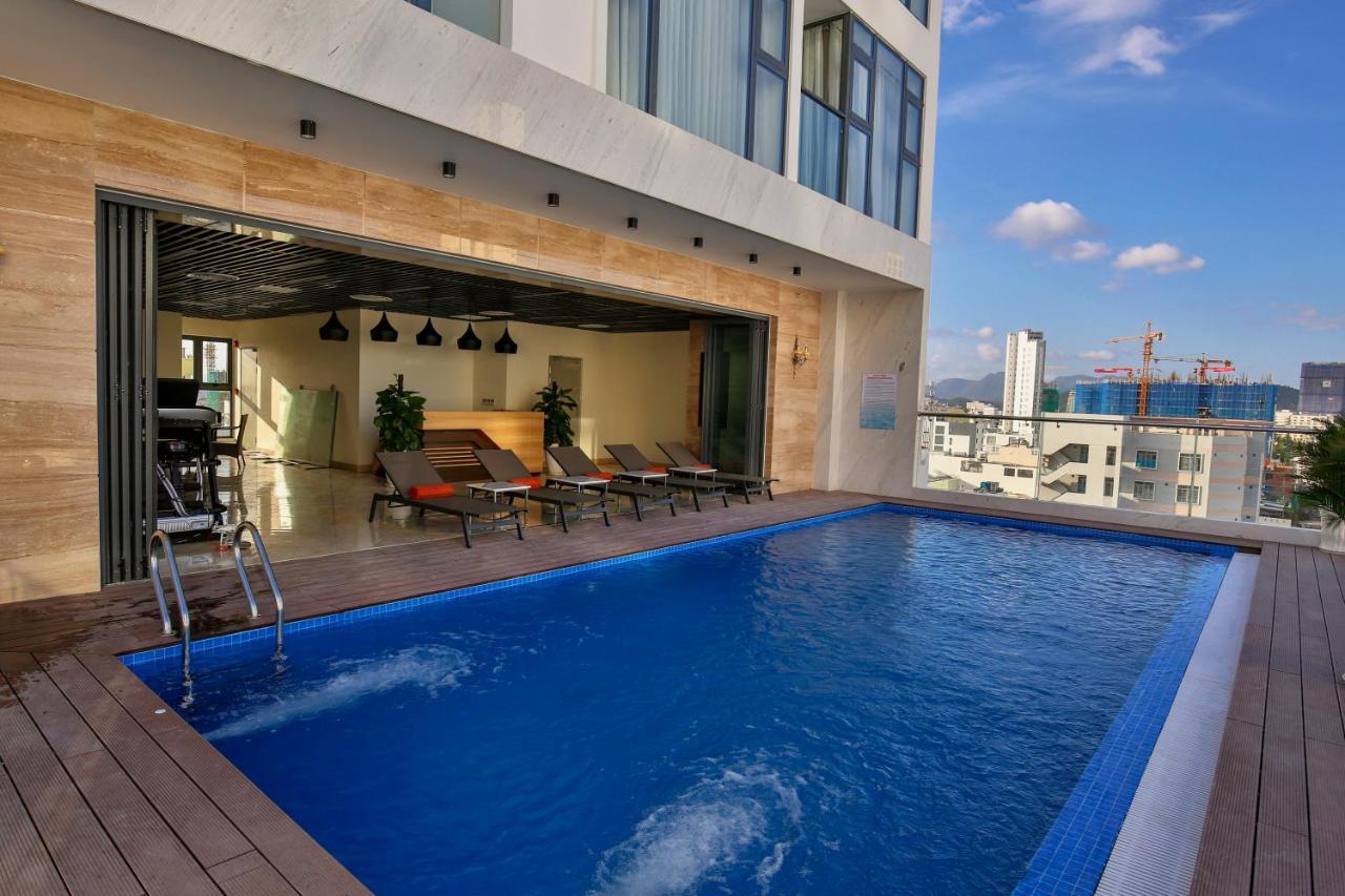 โรงแรมซาตา ญาจาง ภายนอก รูปภาพ
